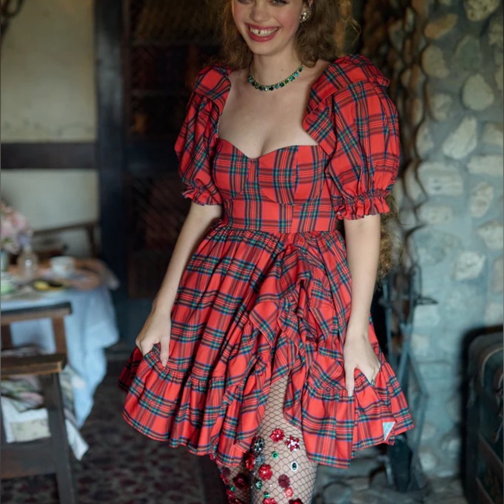 NWOT Selkie Tartan Bebe Bloom
